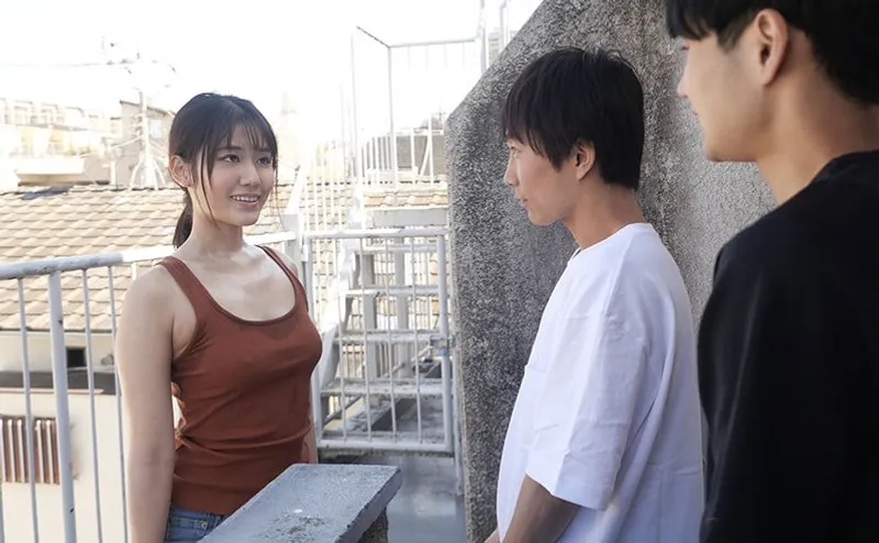 Chị hàng xóm phát hiện cậu học sinh cạnh bên vẫn còn là trai tân